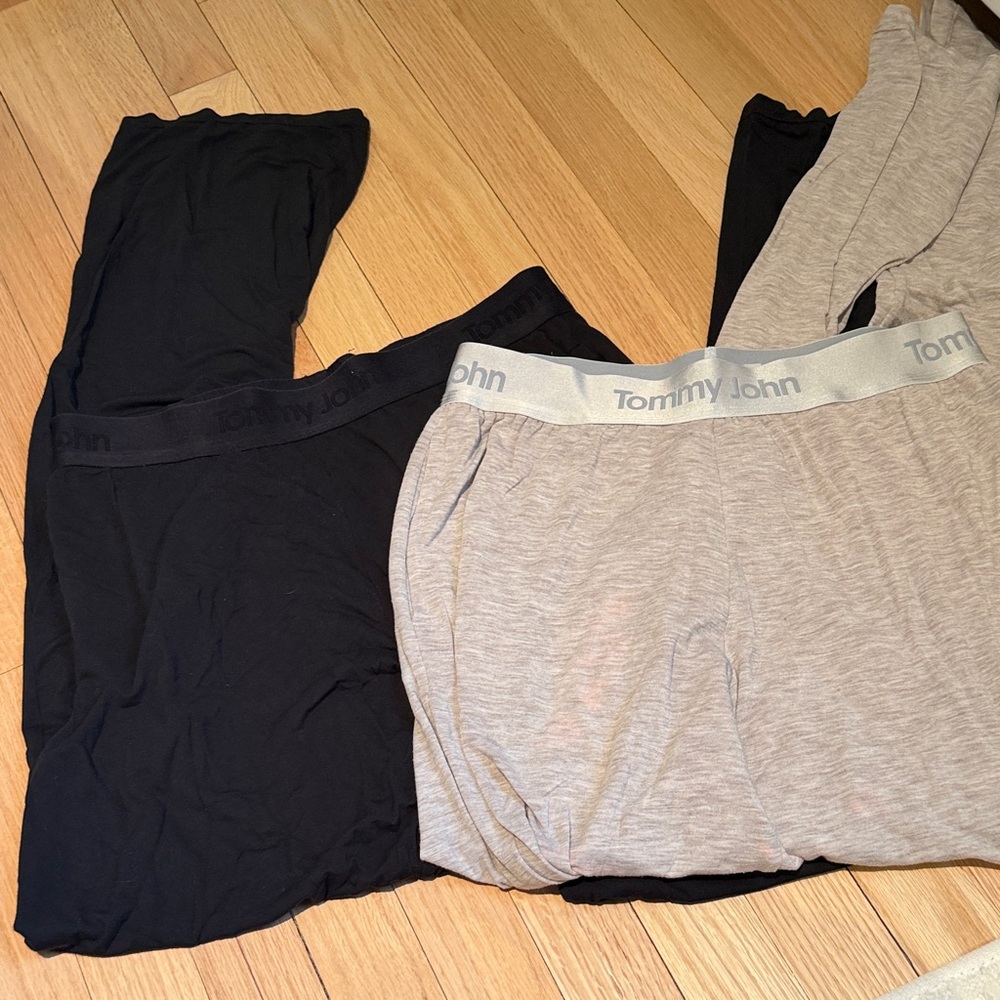 Tommy John pajama pants set in Black and Light tan